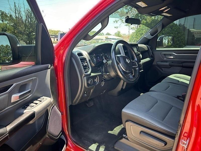 RAM 1500 Big Horn 4x2 Quad Cab 6'4" Box 2022