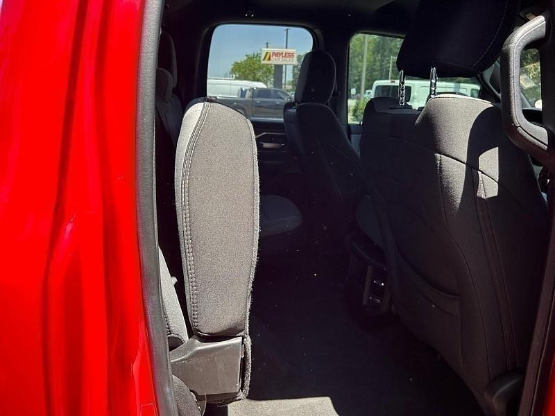 RAM 1500 Big Horn 4x2 Quad Cab 6'4" Box 2022
