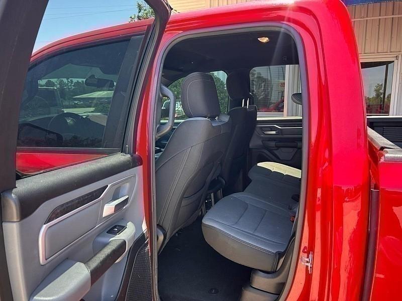 RAM 1500 Big Horn 4x2 Quad Cab 6'4" Box 2022