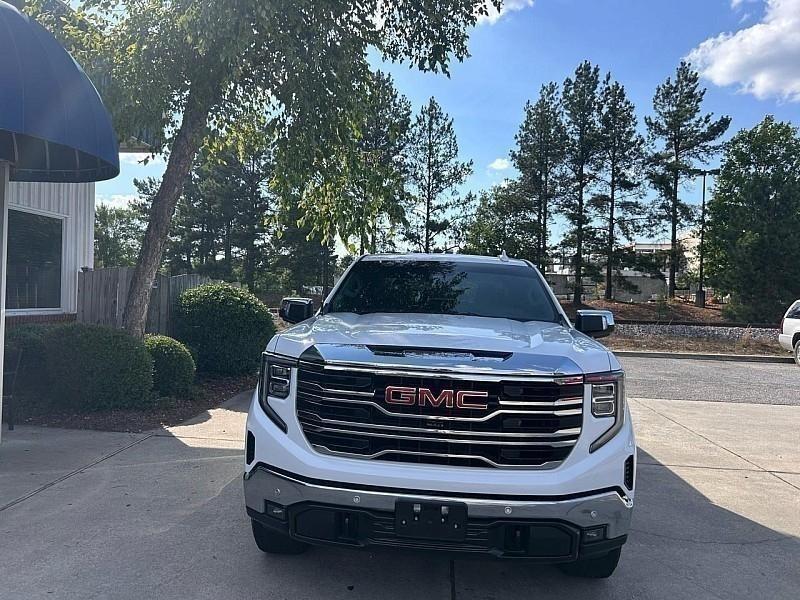 GMC Sierra 1500 4WD Crew Cab 147" SLT 2024