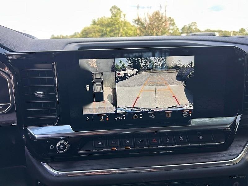 GMC Sierra 1500 4WD Crew Cab 147" SLT 2024