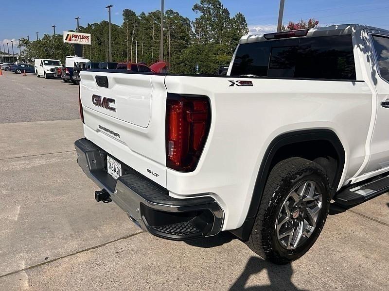 GMC Sierra 1500 4WD Crew Cab 147" SLT 2024