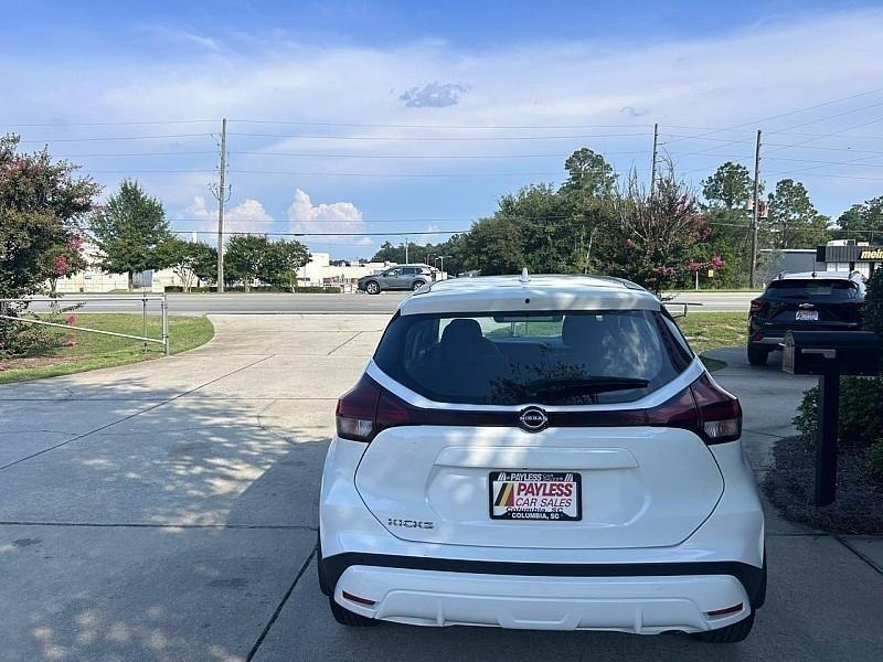 Nissan Kicks Play S FWD 2025