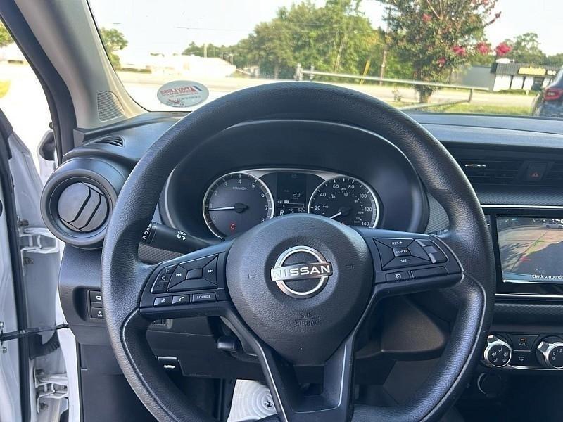Nissan Kicks Play S FWD 2025