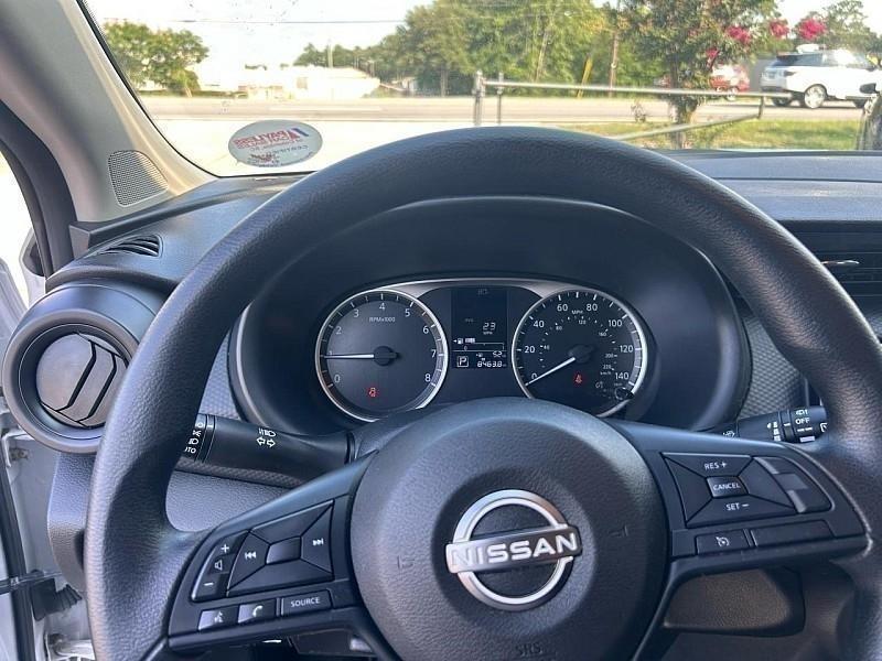 Nissan Kicks Play S FWD 2025