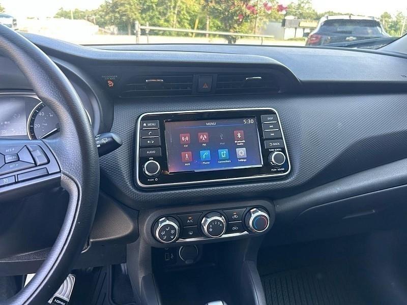 Nissan Kicks Play S FWD 2025
