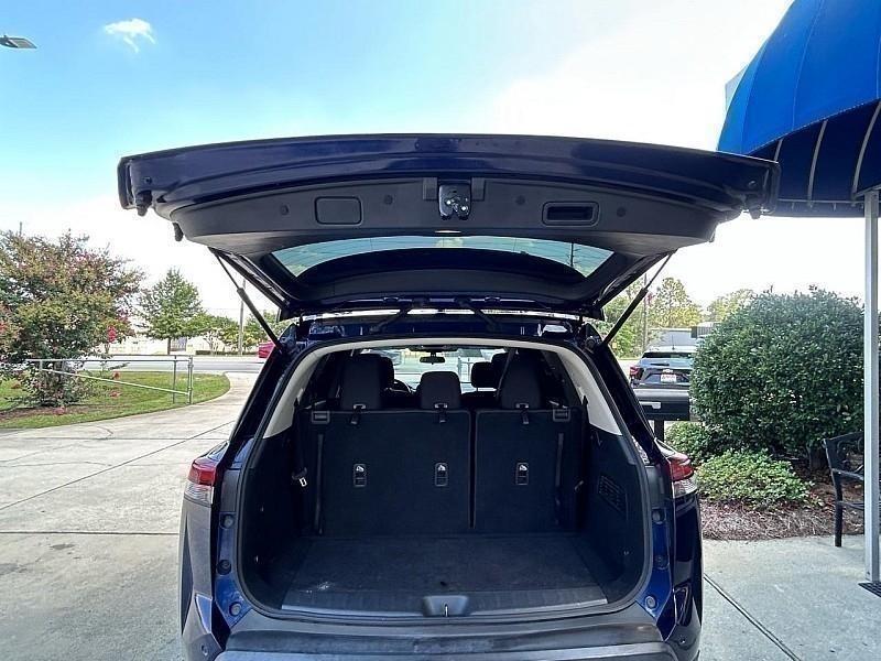Nissan Pathfinder SV 2WD 2022