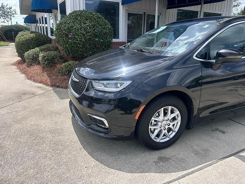 Chrysler Pacifica Touring L FWD 2023