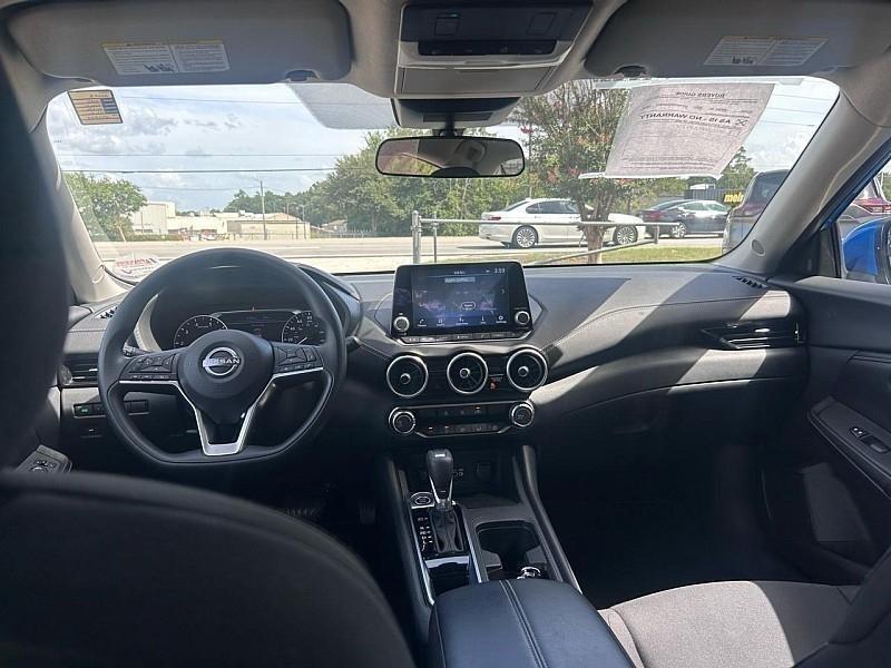 Nissan Sentra SV CVT 2025
