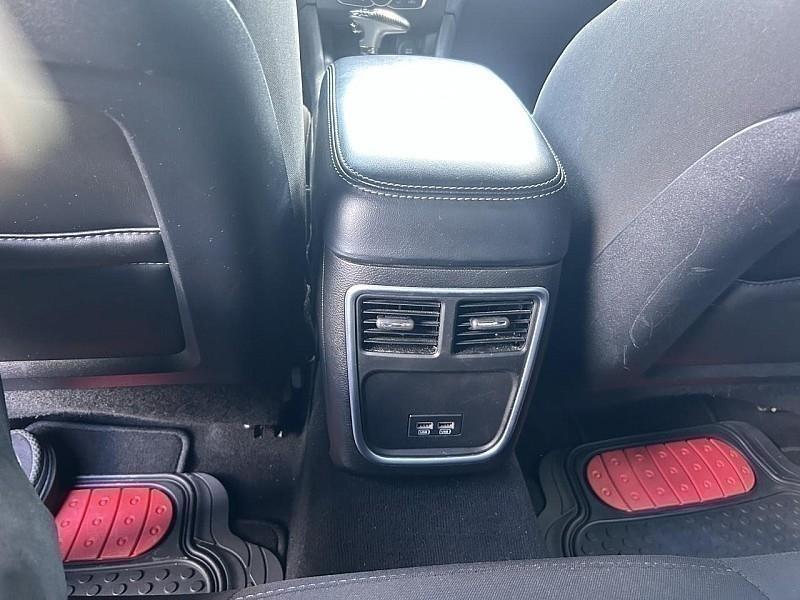 Dodge Charger photo 18