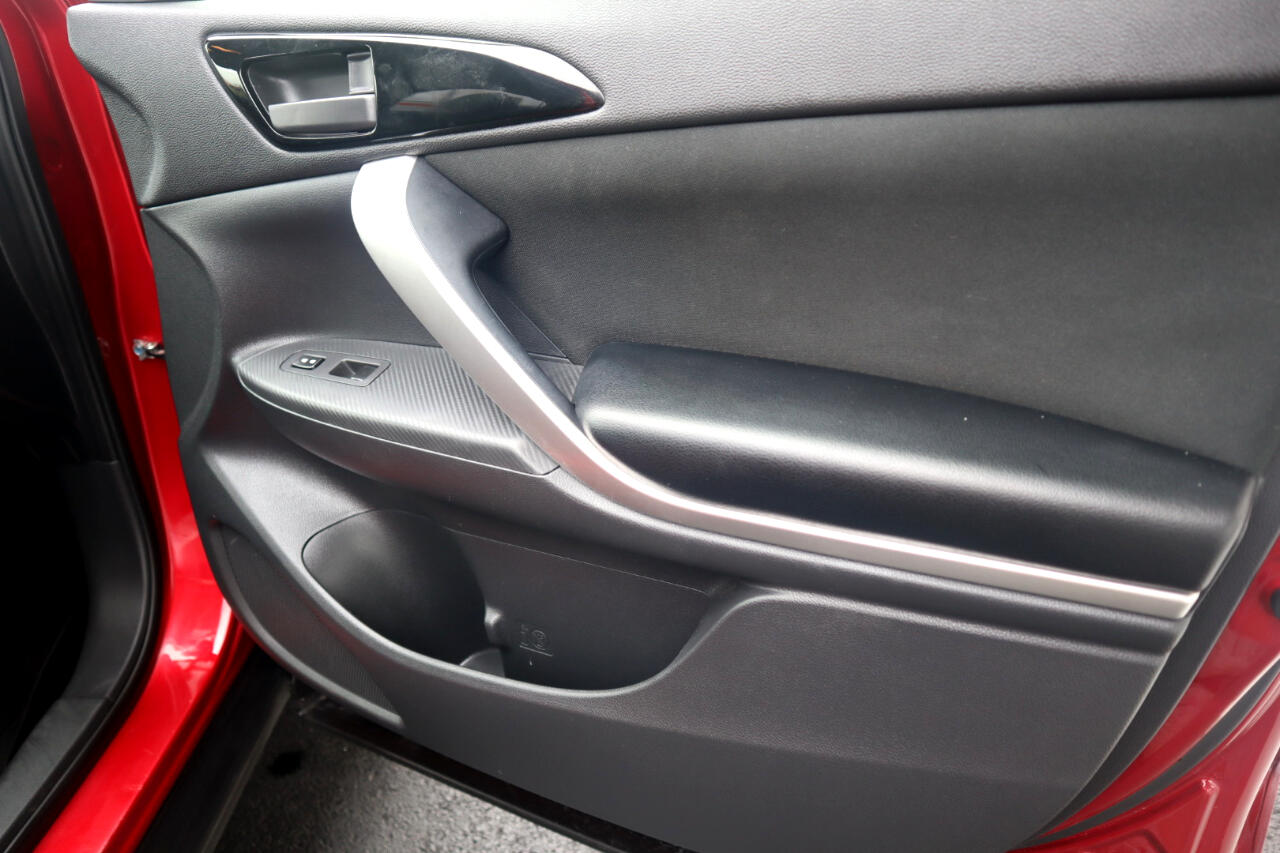 Mitsubishi Eclipse Cross LE S-AWC 2018 Mitsubishi Eclipse Cross LE S-AWC 2018