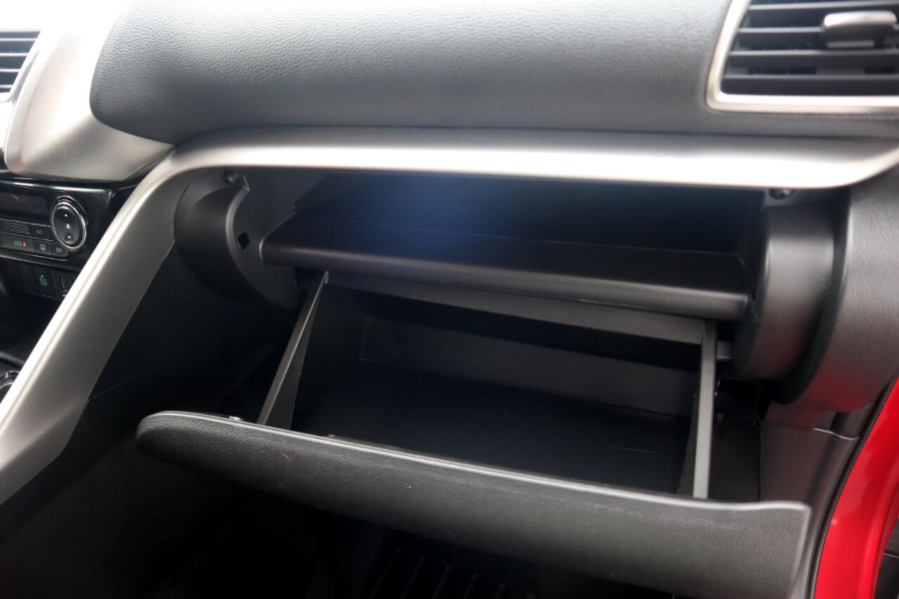 Mitsubishi Eclipse Cross LE S-AWC 2018 Mitsubishi Eclipse Cross LE S-AWC 2018