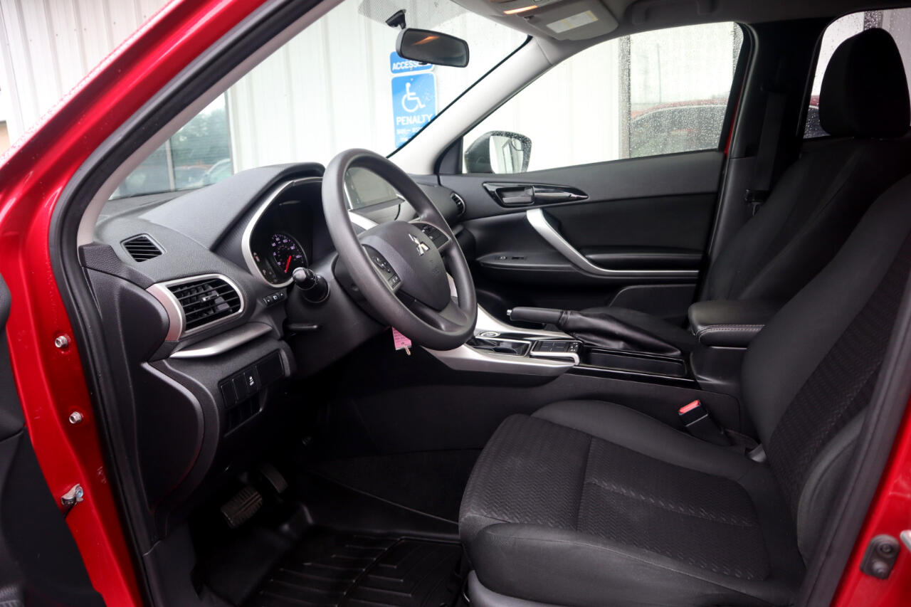 Mitsubishi Eclipse Cross LE S-AWC 2018 Mitsubishi Eclipse Cross LE S-AWC 2018