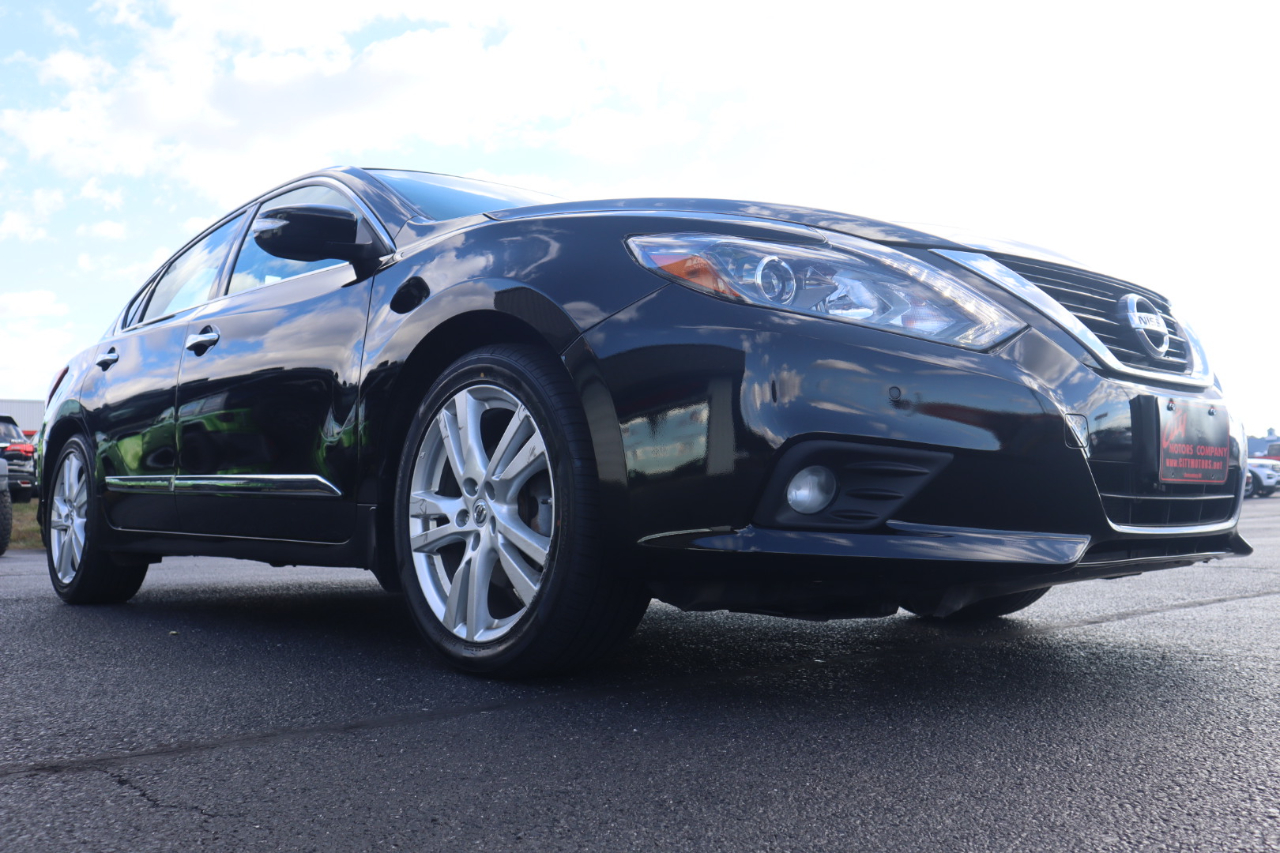 Nissan Altima 3.5 SL Sedan 2017 Nissan Altima 3.5 SL Sedan 2017