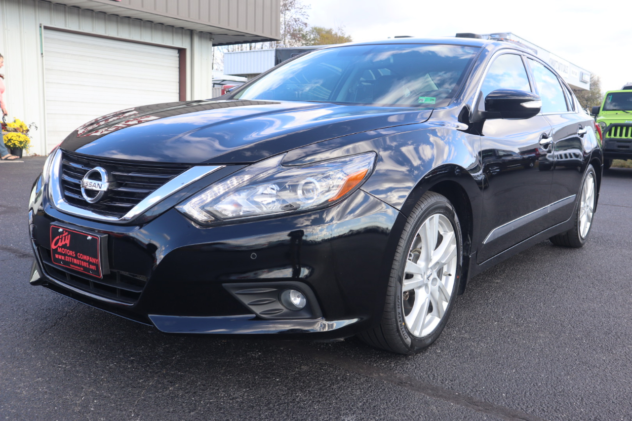 Nissan Altima 3.5 SL Sedan 2017 Nissan Altima 3.5 SL Sedan 2017