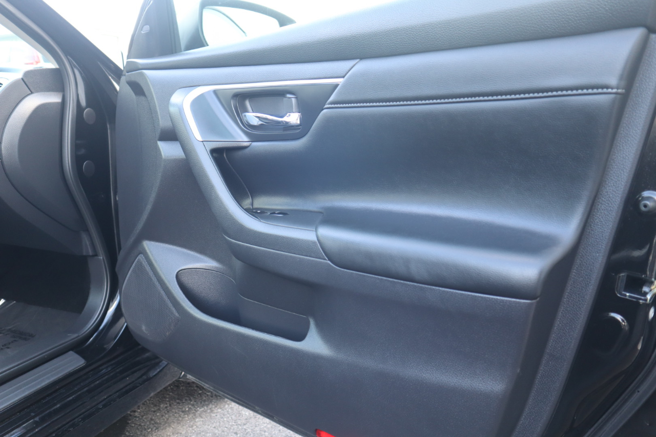 Nissan Altima 3.5 SL Sedan 2017 Nissan Altima 3.5 SL Sedan 2017