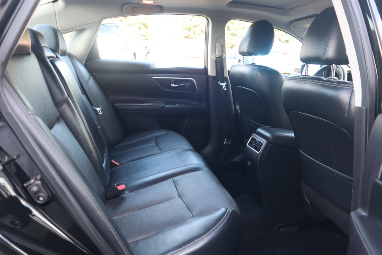 Nissan Altima 3.5 SL Sedan 2017 Nissan Altima 3.5 SL Sedan 2017