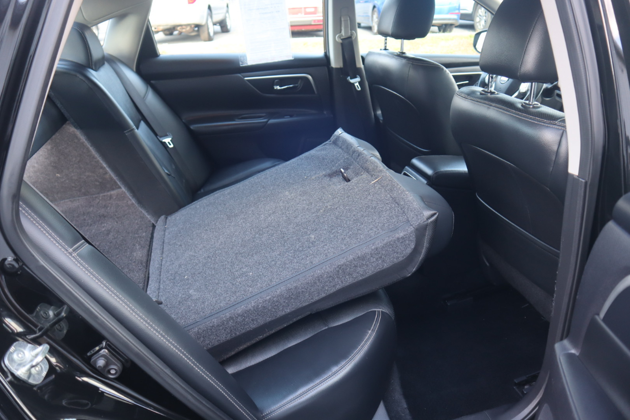 Nissan Altima 3.5 SL Sedan 2017 Nissan Altima 3.5 SL Sedan 2017