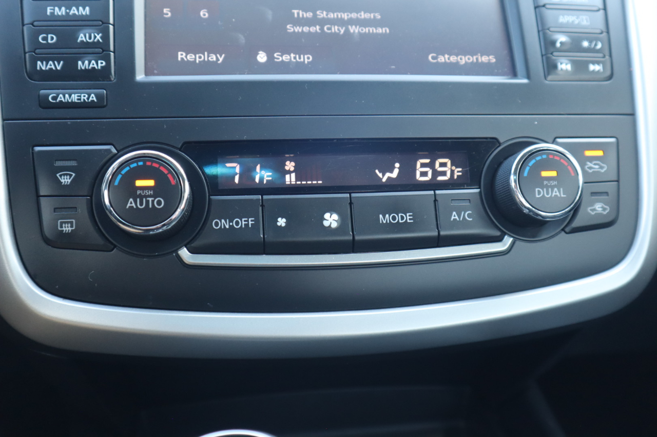 Nissan Altima 3.5 SL Sedan 2017 Nissan Altima 3.5 SL Sedan 2017