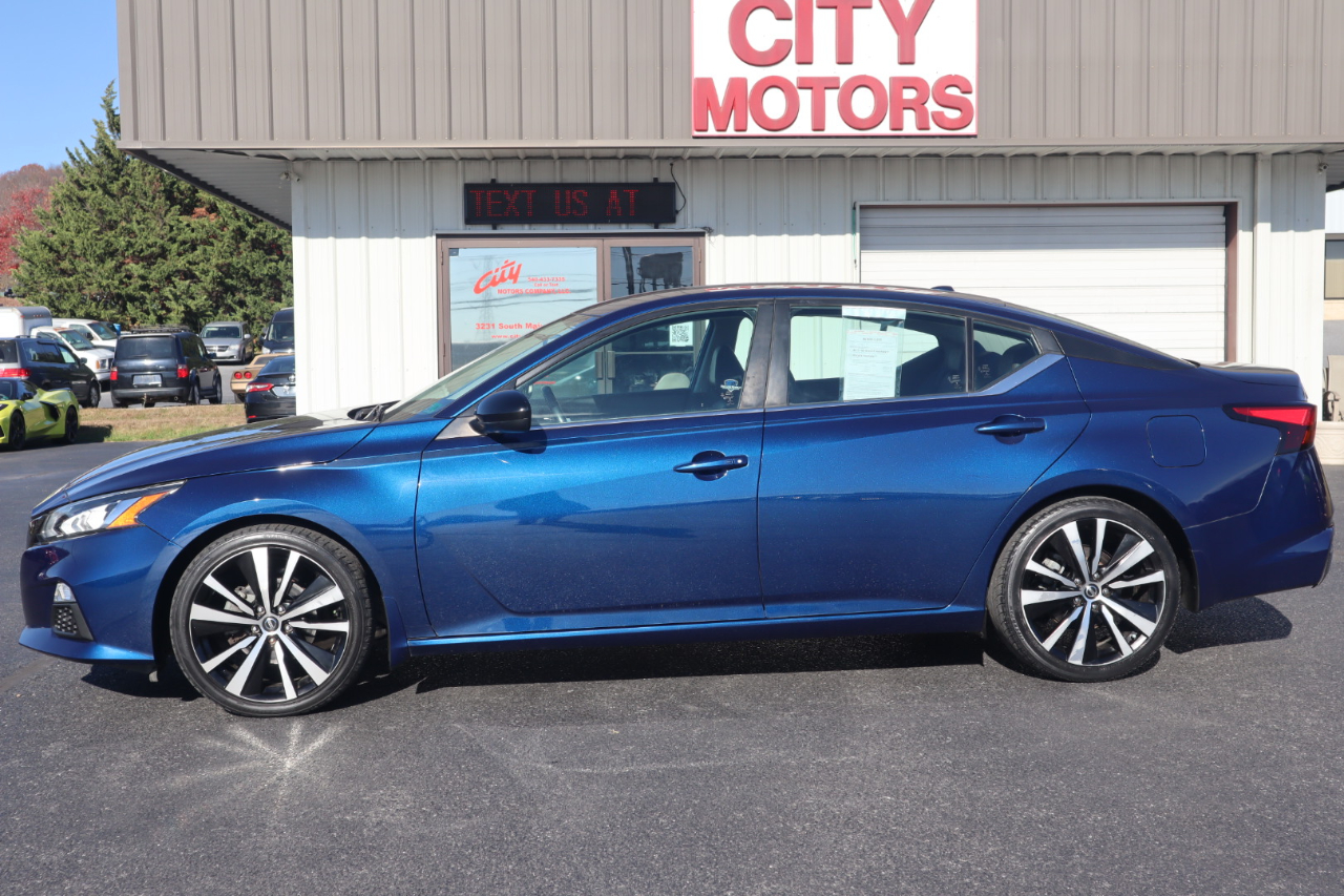 Nissan Altima 2.5 SR Sedan 2019