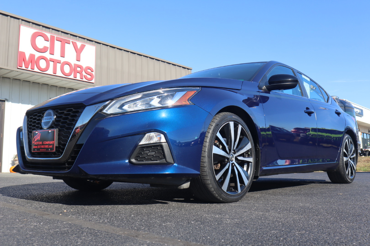 Nissan Altima 2.5 SR Sedan 2019