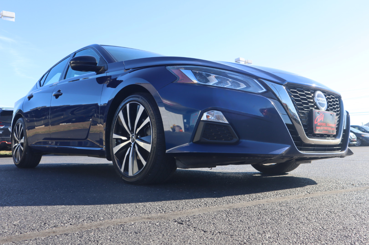 Nissan Altima 2.5 SR Sedan 2019