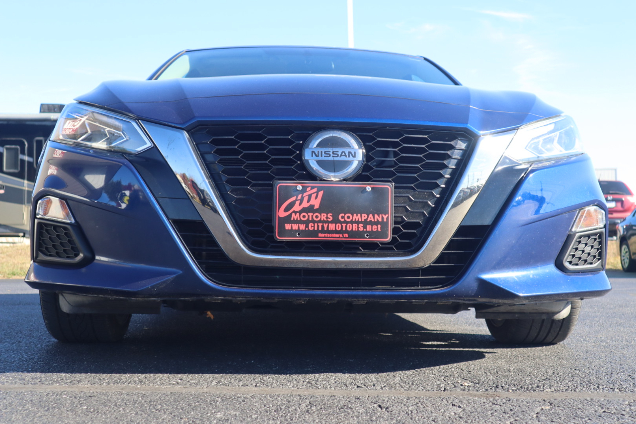 Nissan Altima 2.5 SR Sedan 2019