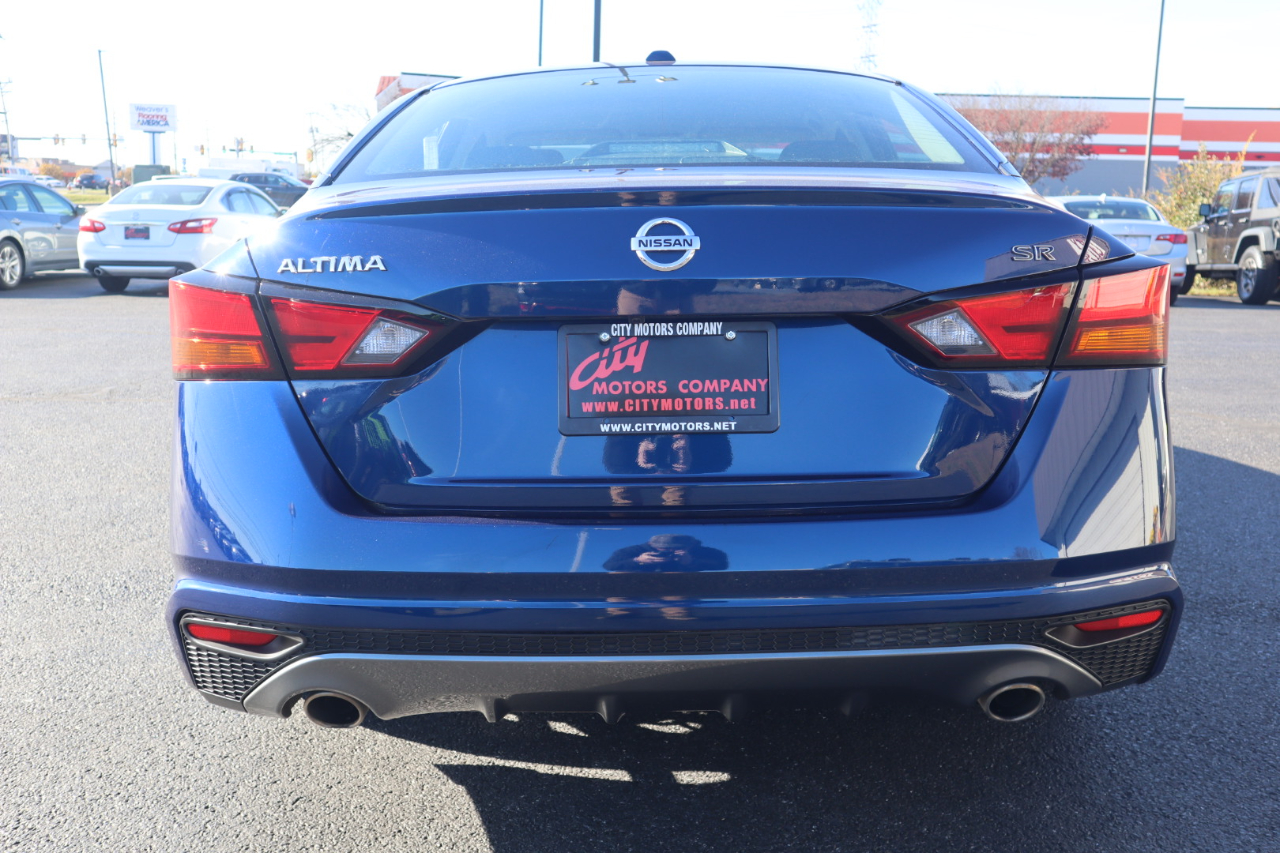 Nissan Altima 2.5 SR Sedan 2019