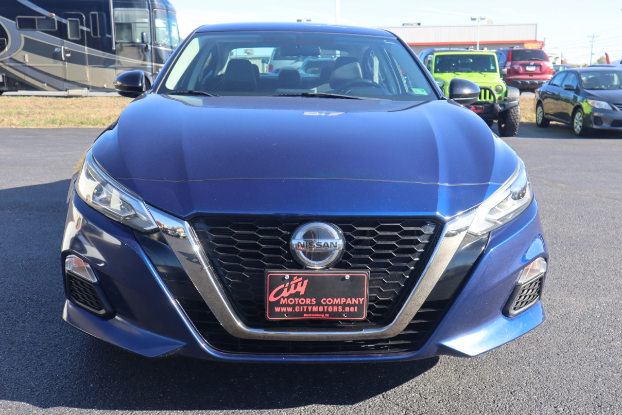 Nissan Altima 2.5 SR Sedan 2019
