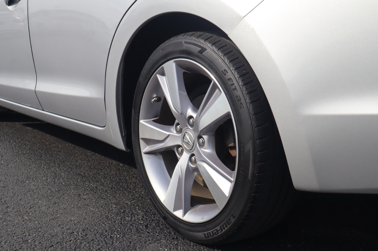 Acura ILX 4dr Sdn 2.0L Premium Pkg 2013