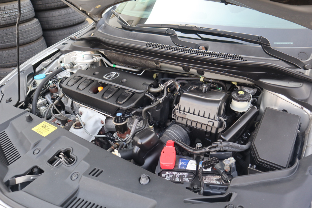 Acura ILX 4dr Sdn 2.0L Premium Pkg 2013