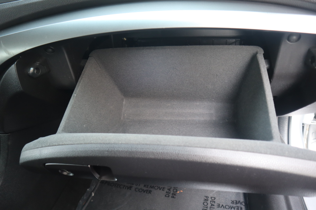 Acura ILX 4dr Sdn 2.0L Premium Pkg 2013