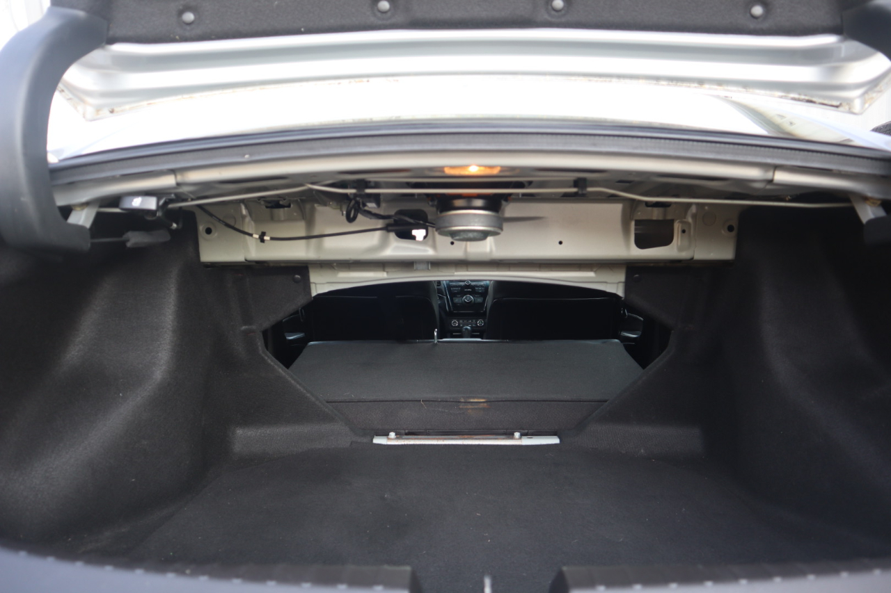 Acura ILX 4dr Sdn 2.0L Premium Pkg 2013