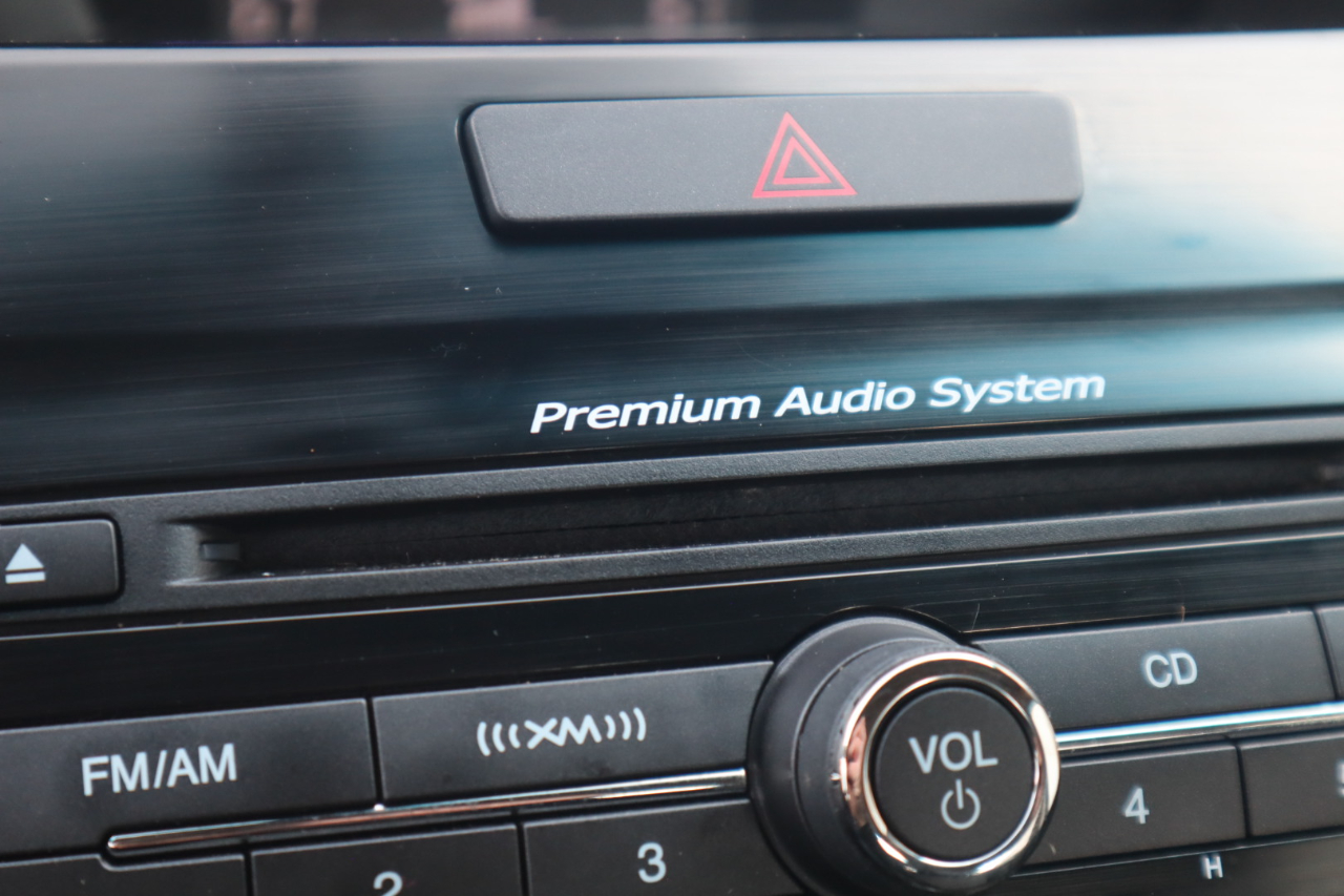 Acura ILX 4dr Sdn 2.0L Premium Pkg 2013