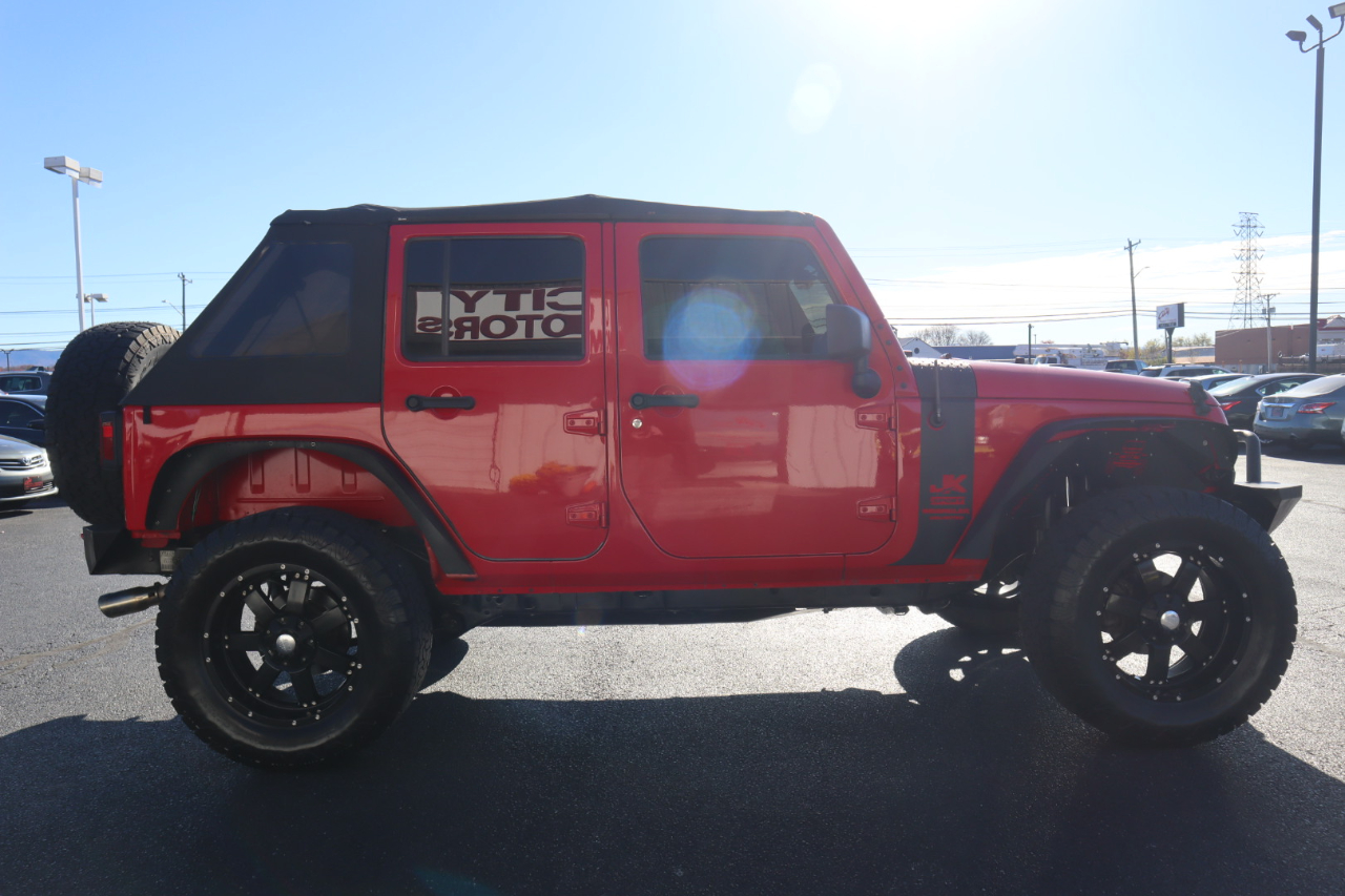 Jeep Wrangler Unlimited 4WD 4dr Sport 2016