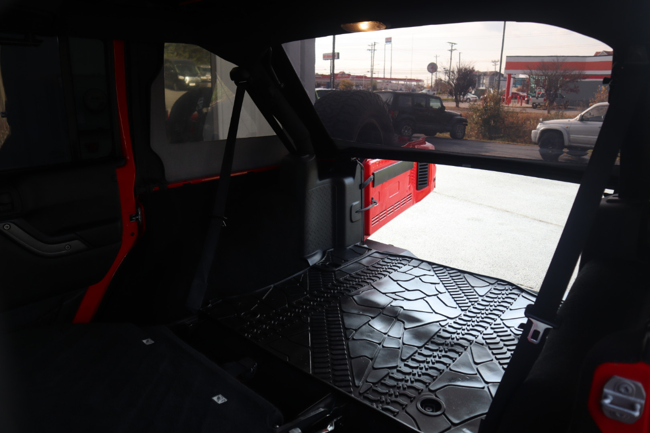 Jeep Wrangler Unlimited 4WD 4dr Sport 2016