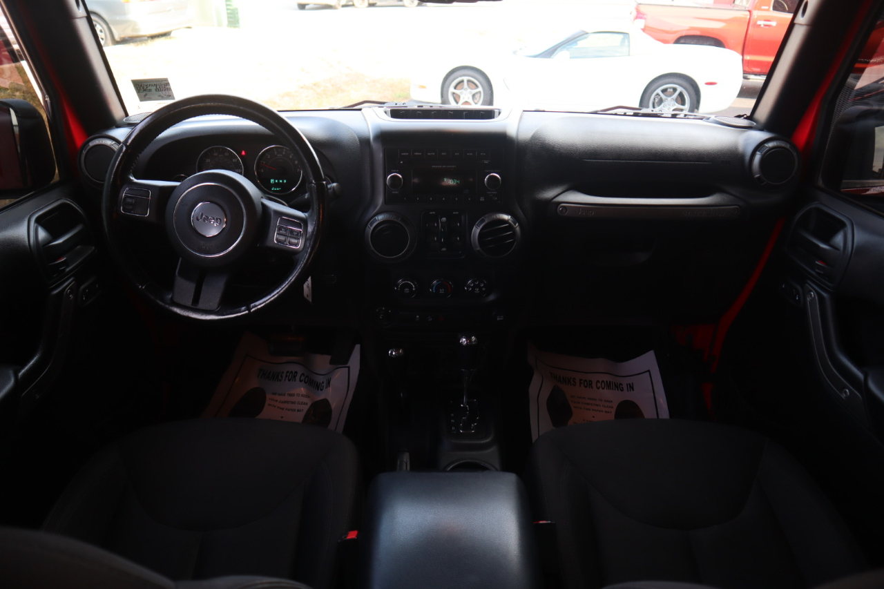 Jeep Wrangler Unlimited 4WD 4dr Sport 2016