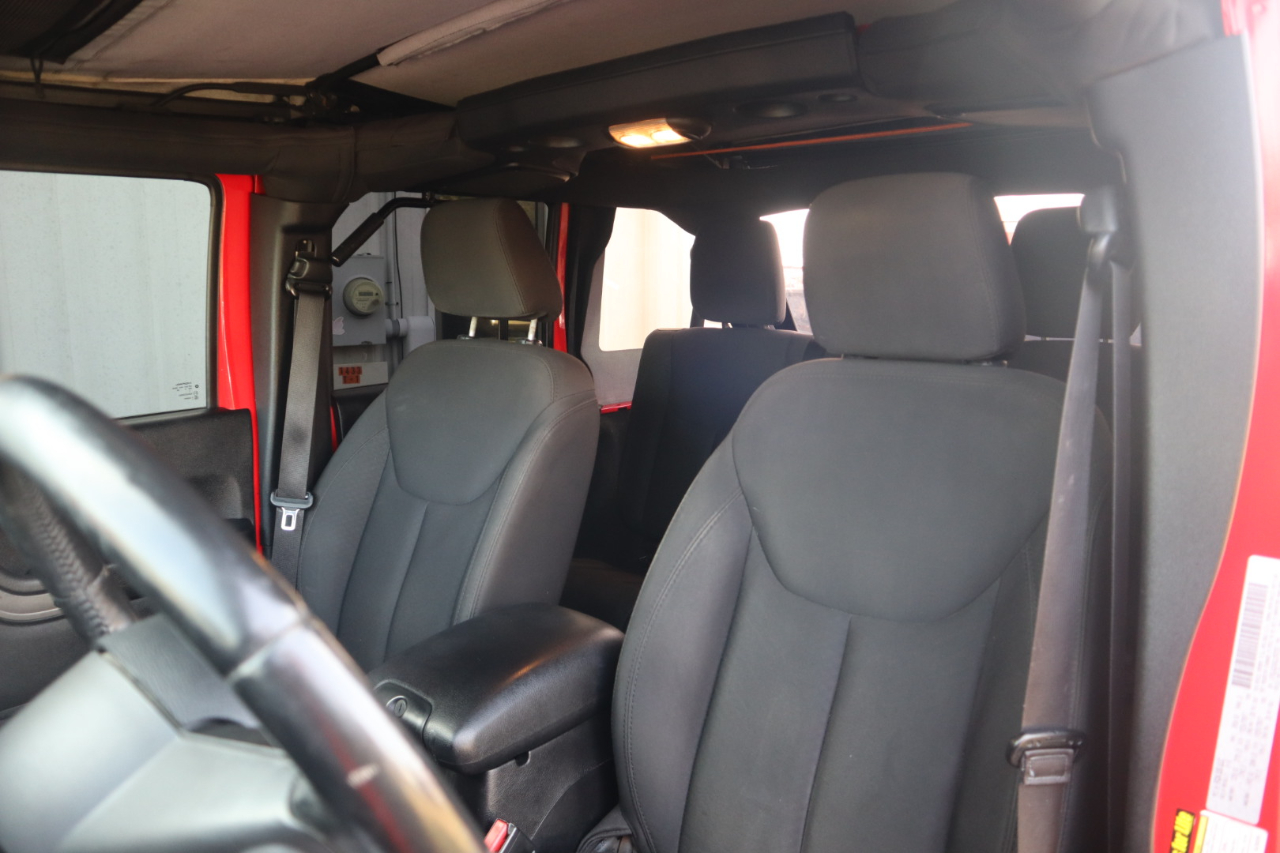 Jeep Wrangler Unlimited 4WD 4dr Sport 2016