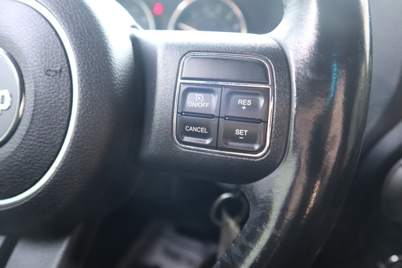 Jeep Wrangler Unlimited 4WD 4dr Sport 2016