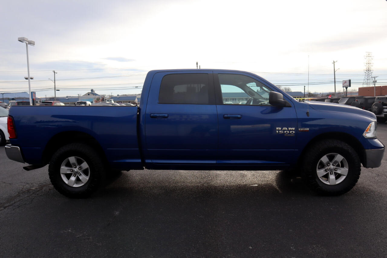 RAM 1500 Classic SLT 4x4 Crew Cab 6'4" Box 2019