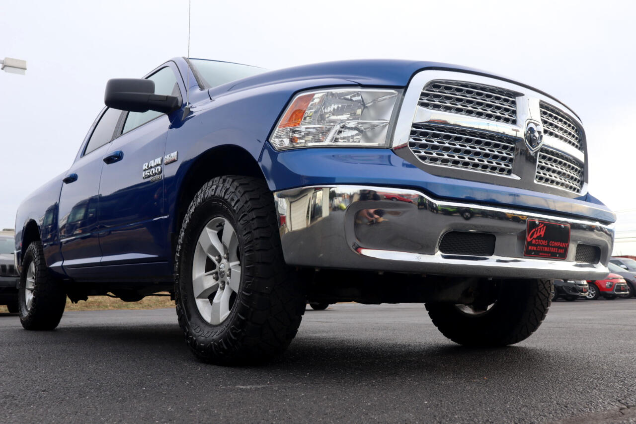 RAM 1500 Classic SLT 4x4 Crew Cab 6'4" Box 2019