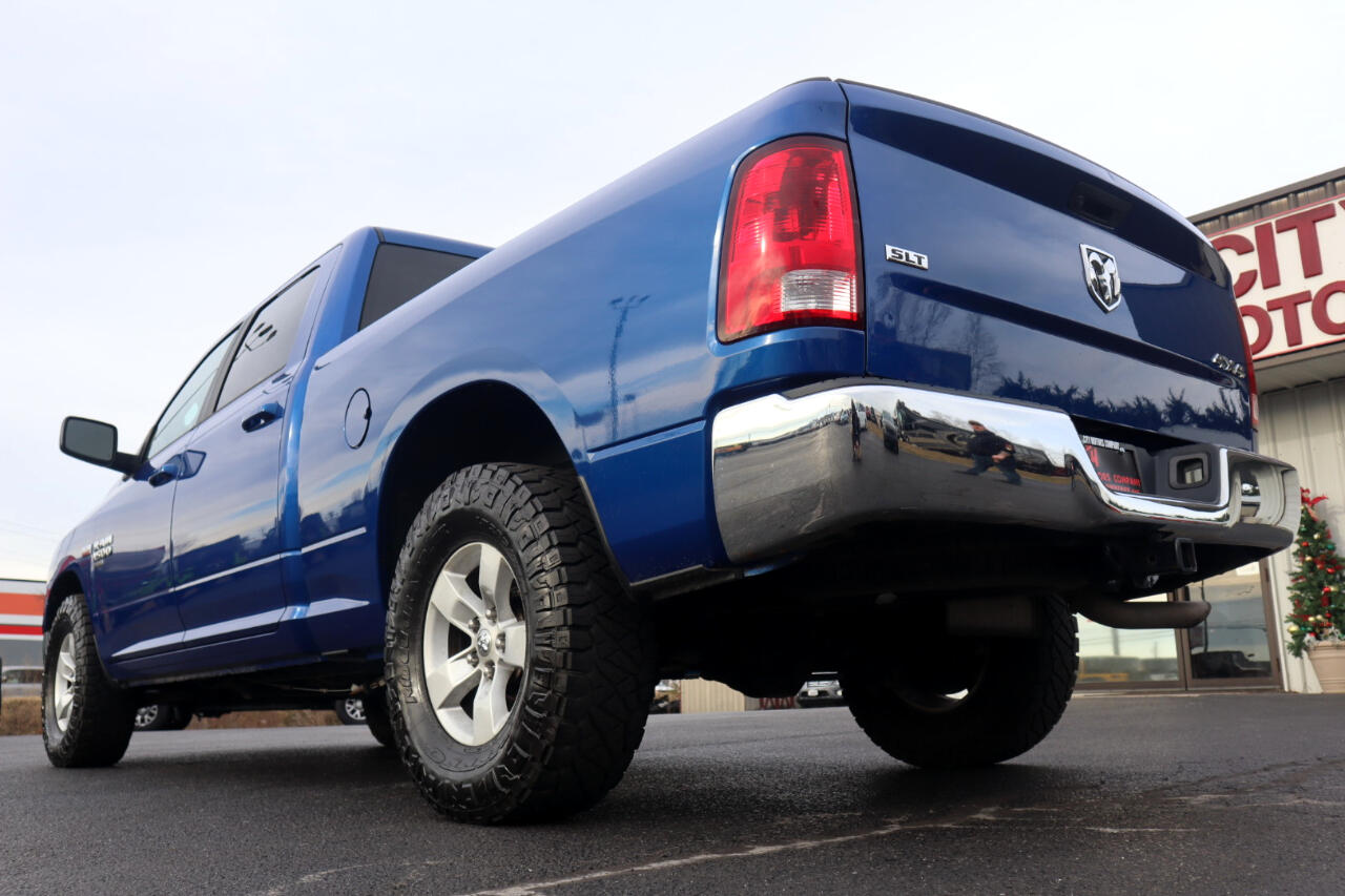 RAM 1500 Classic SLT 4x4 Crew Cab 6'4" Box 2019