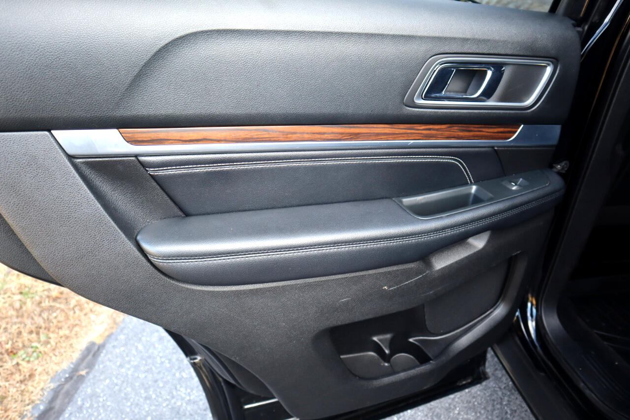 Ford Explorer Limited 4WD 2017