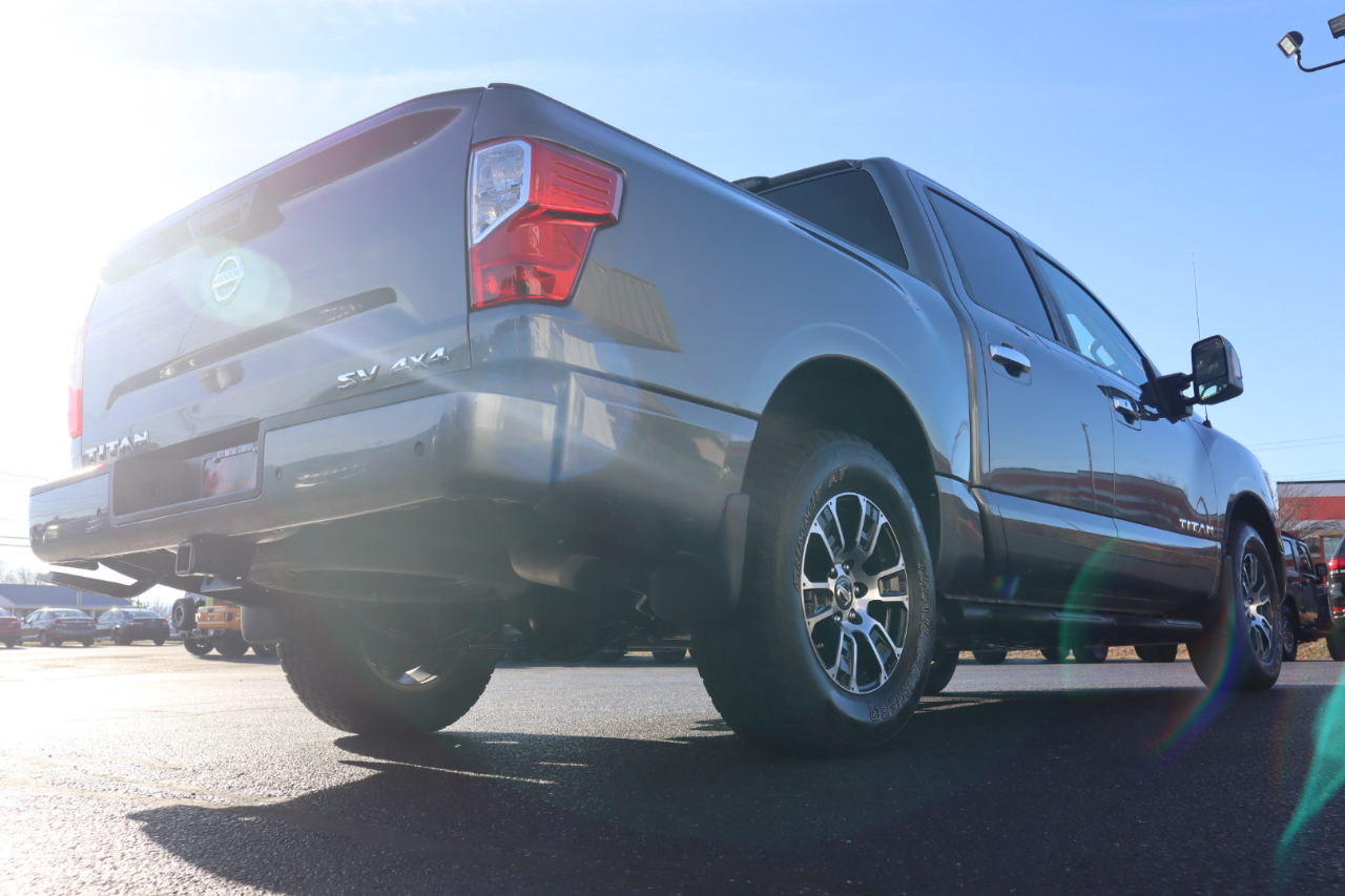 Nissan Titan 4x4 Crew Cab SV 2021