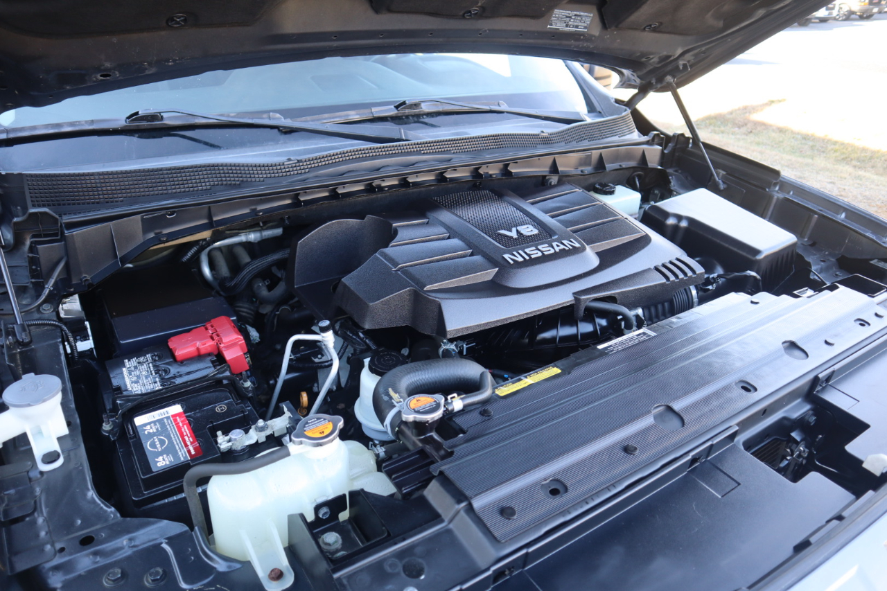 Nissan Titan 4x4 Crew Cab SV 2021