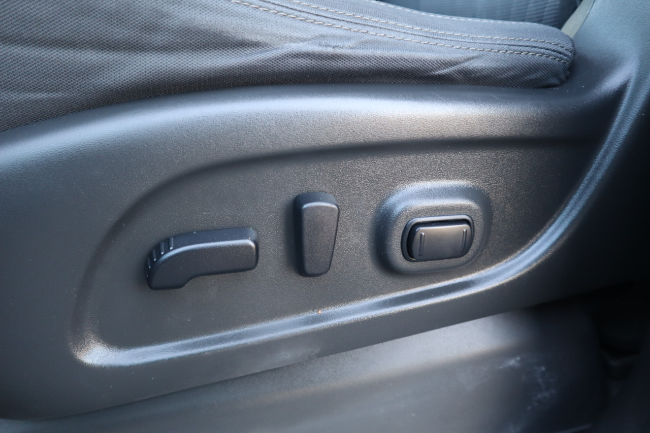 Nissan Titan 4x4 Crew Cab SV 2021