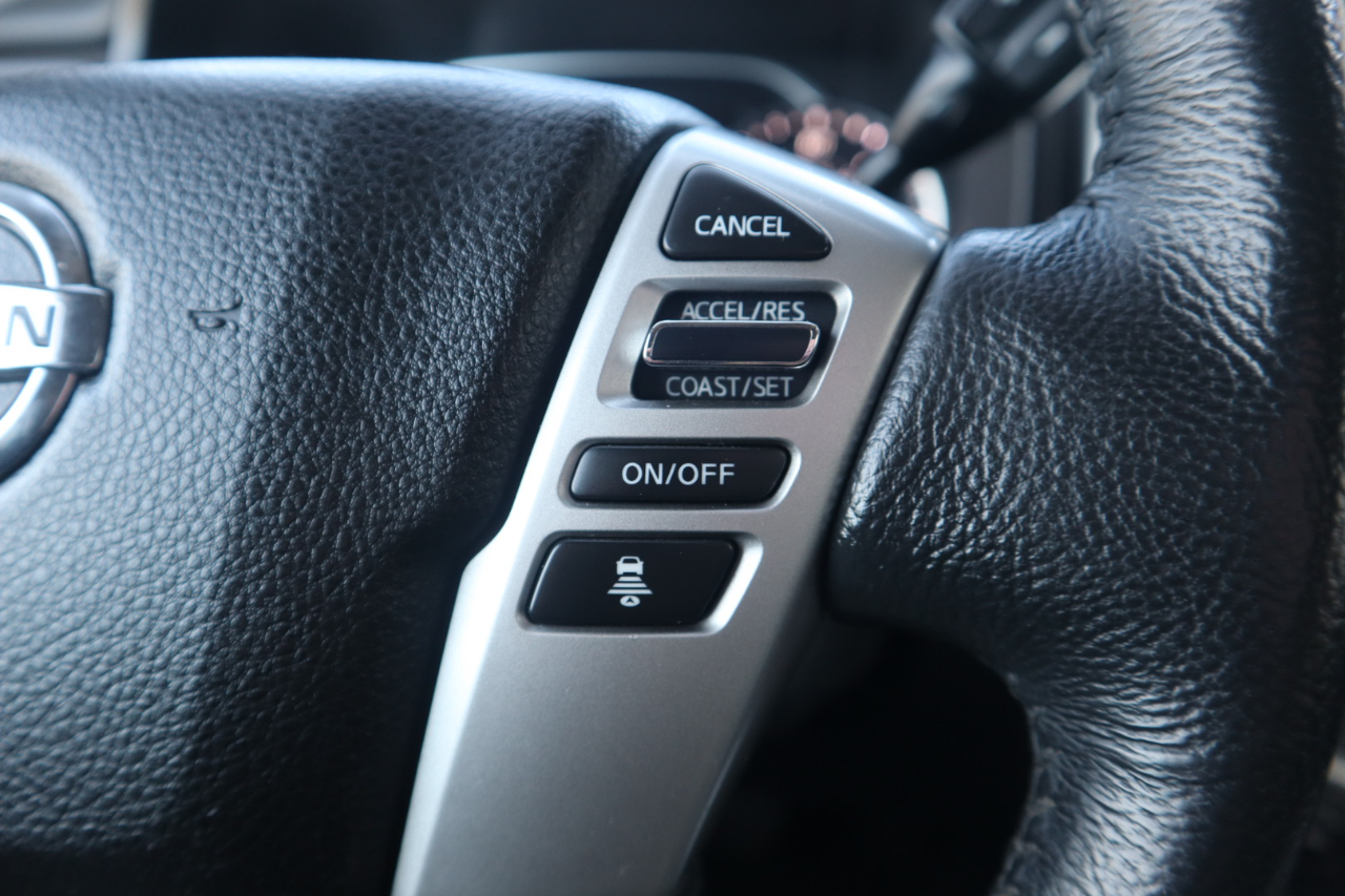 Nissan Titan 4x4 Crew Cab SV 2021