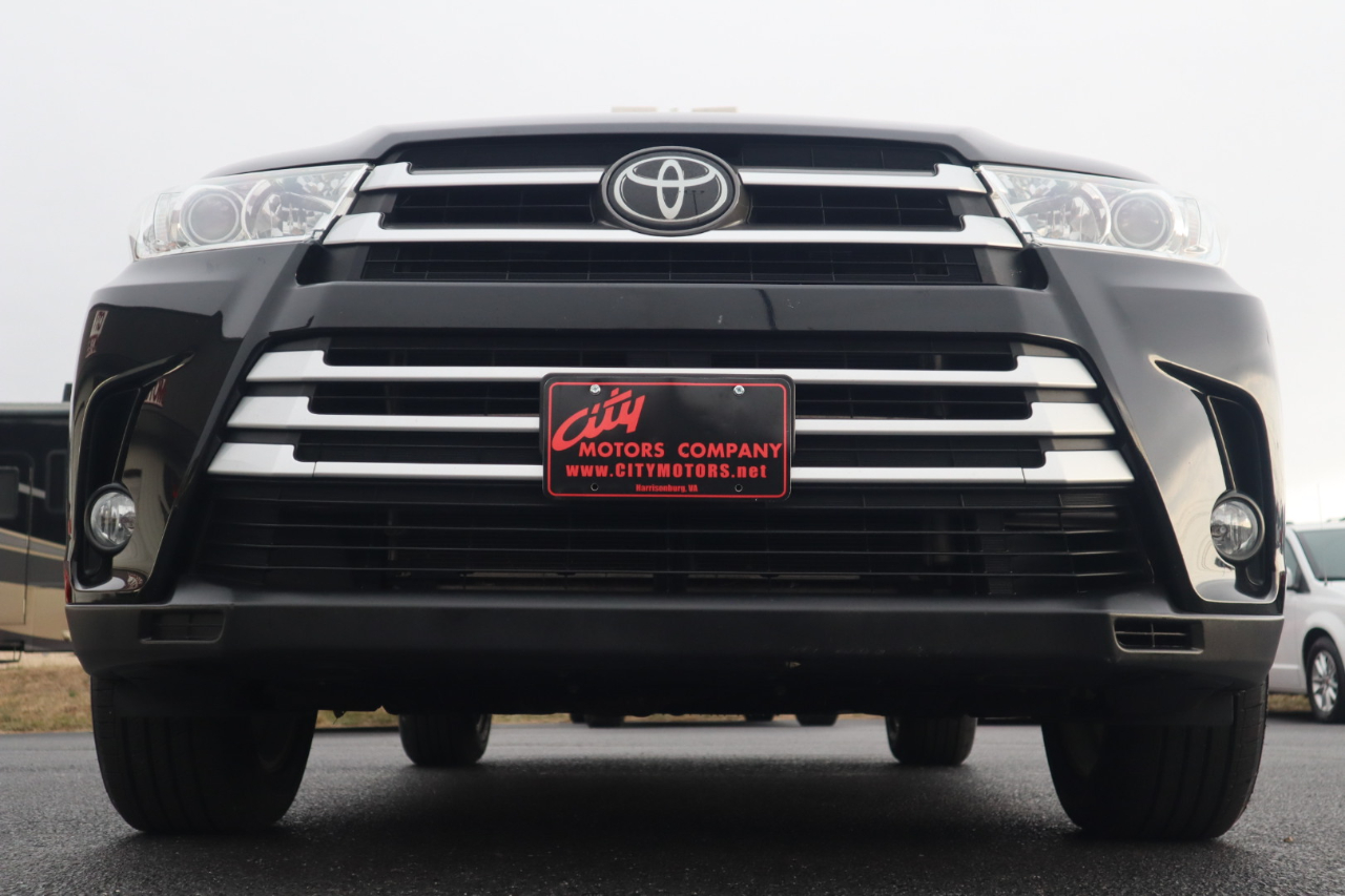 Toyota Highlander  2019