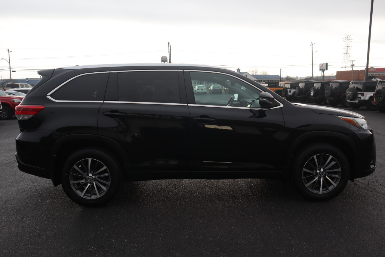 Toyota Highlander  2019