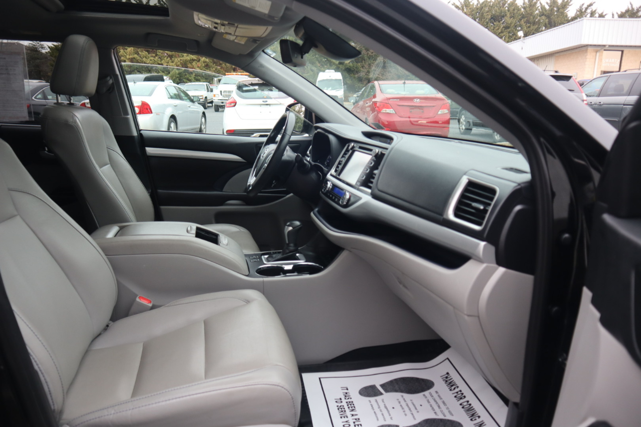 Toyota Highlander  2019